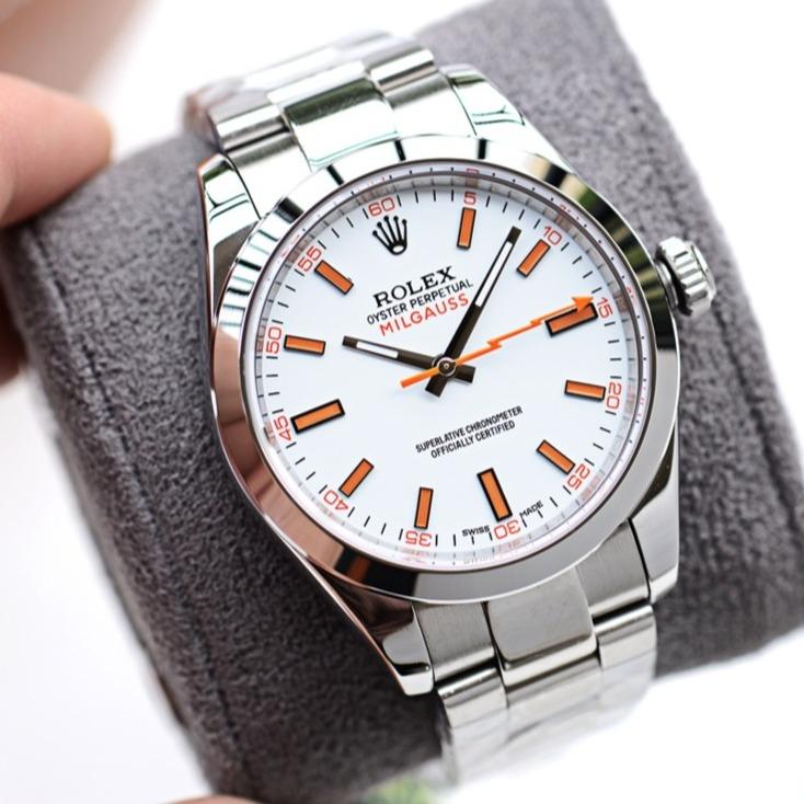 CLASSIC STAINLESS STEEL WHITE DIAL
