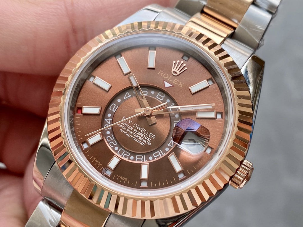 CLASSIC TWO-TONE 42MM ROSE GOLD-TONE BEZEL BROWN DIAL WATCH