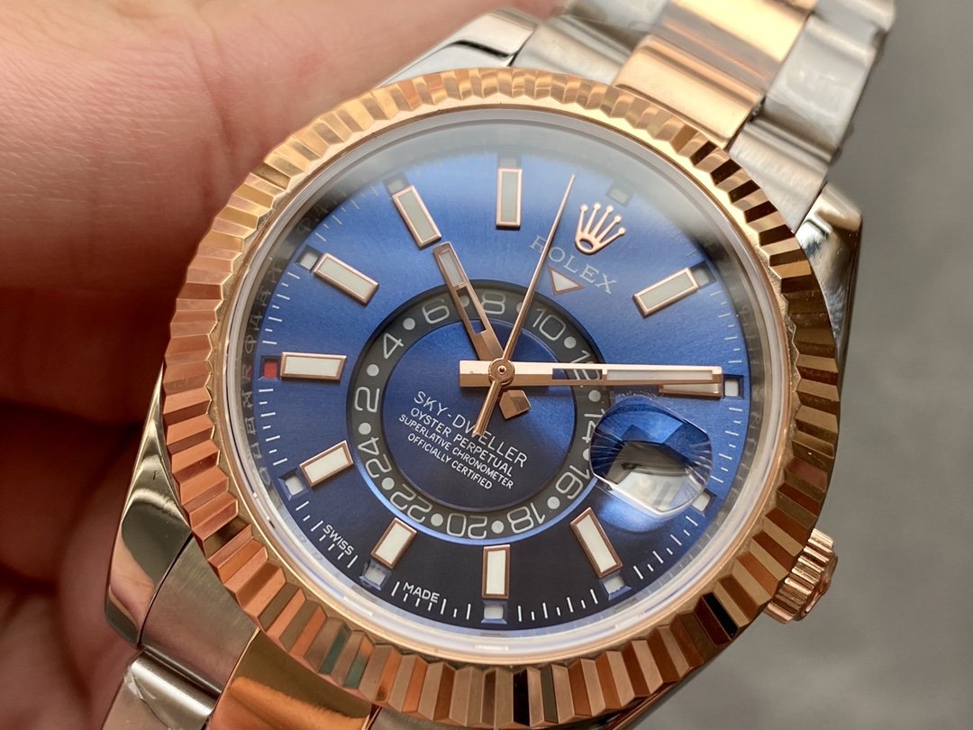 CLASSIC TWO-TONE 42MM ROSE GOLD-TONE BEZEL BLUE DIAL WATCH