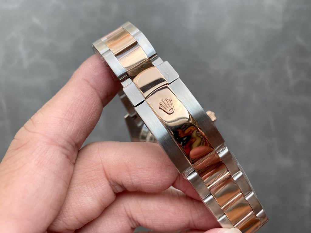 CLASSIC TWO-TONE 42MM ROSE GOLD-TONE BEZEL BLUE DIAL WATCH