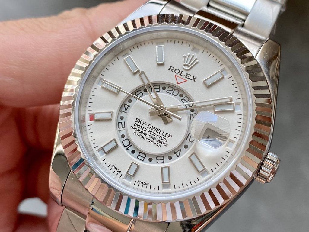 CLASSIC 42MM WHITE DIAL STAINLESS STEEL WATCH
