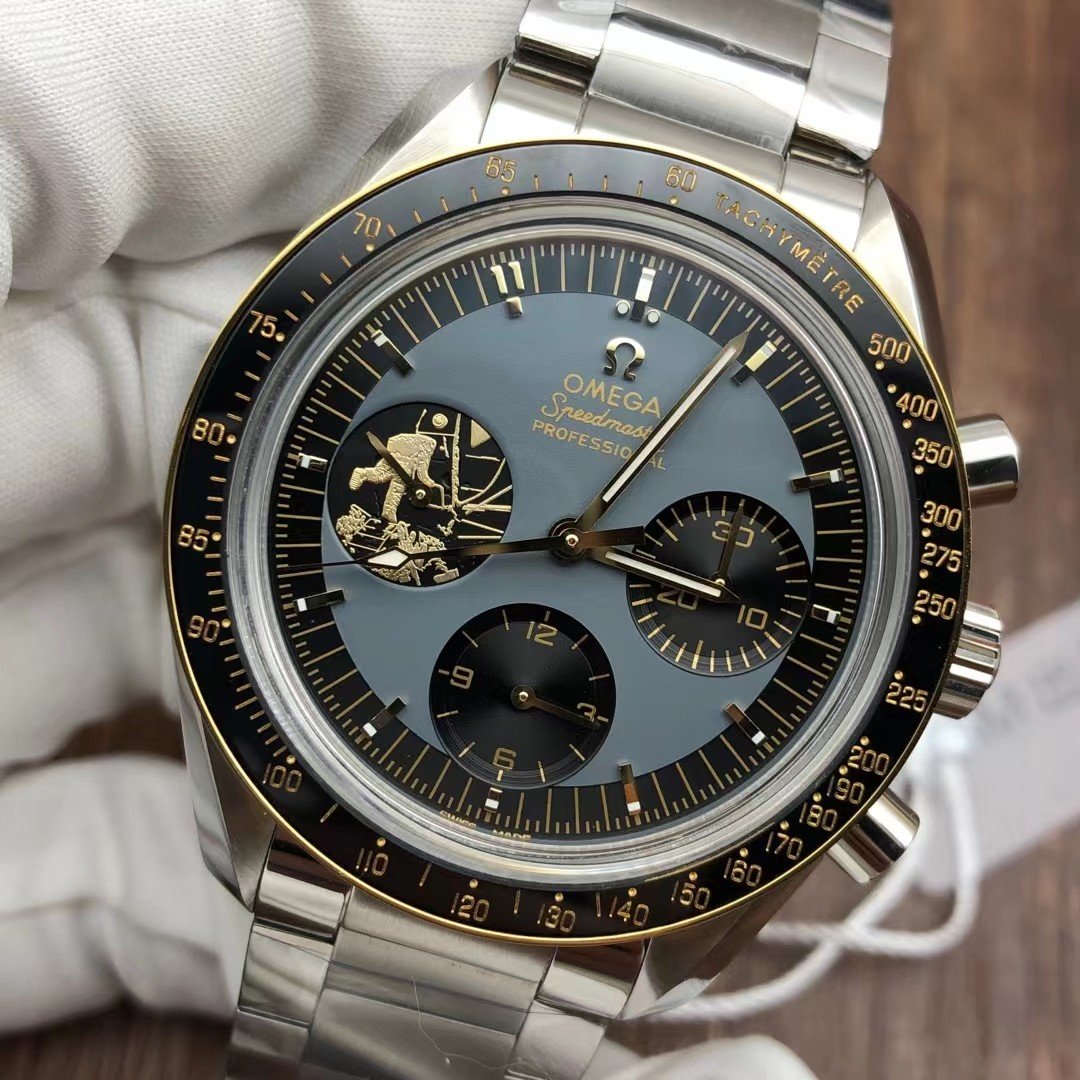 VARELLO CLASSIC SPORT 42MM CHRONOGRAPH WATCH