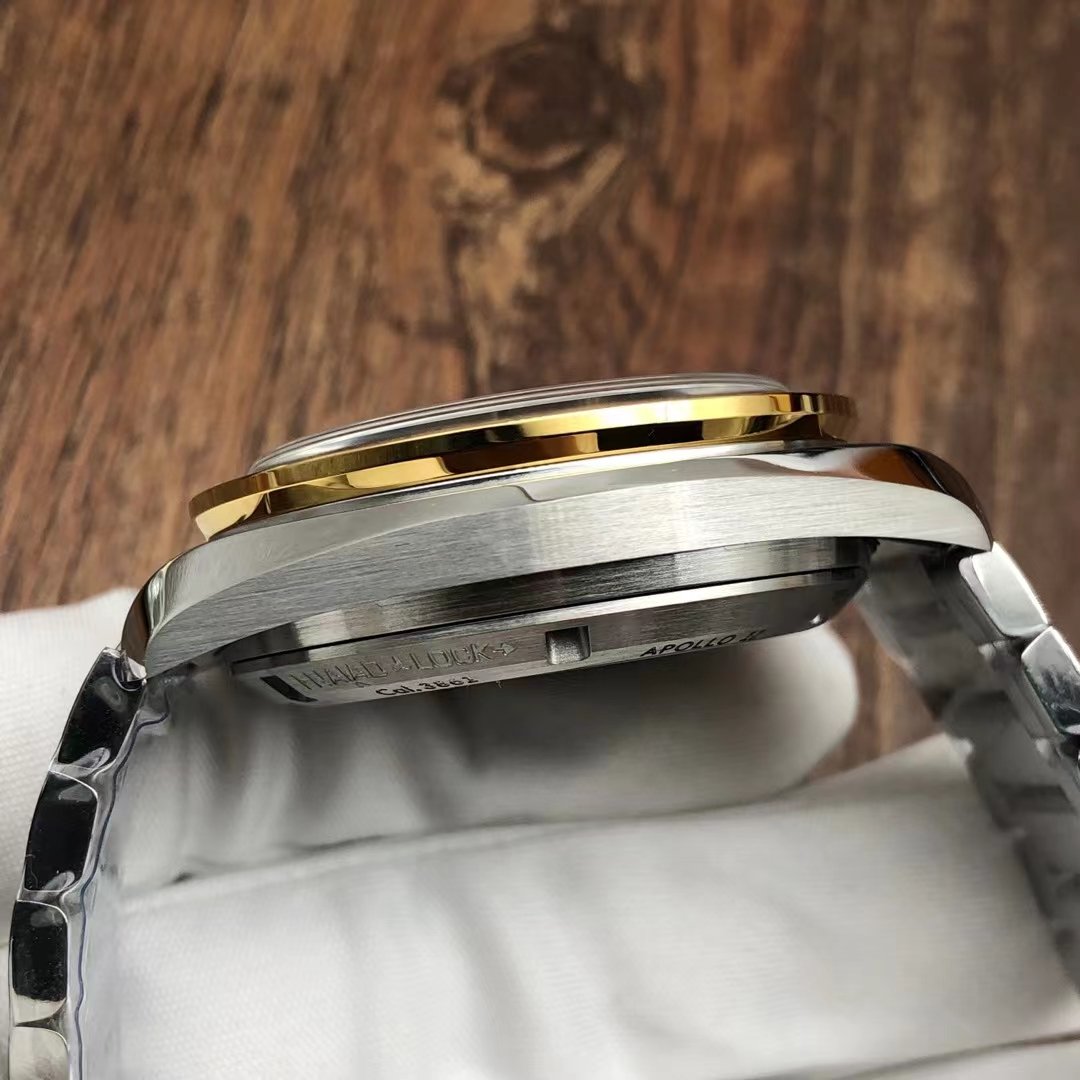 VARELLO CLASSIC SPORT 42MM CHRONOGRAPH WATCH