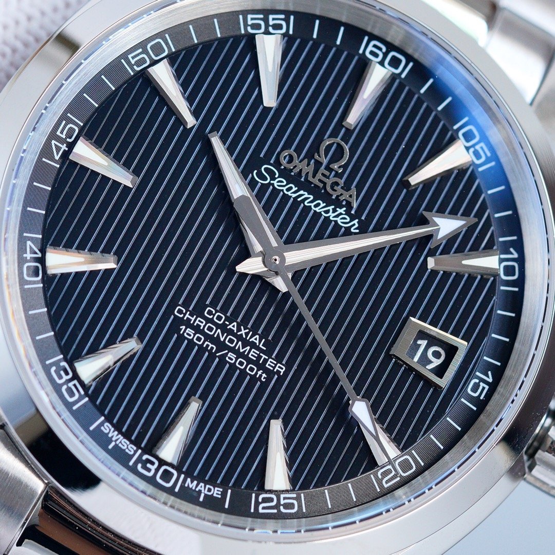 VARELLO CLASSIC 150M CO-AXIAL 41MM BLACK DIAL