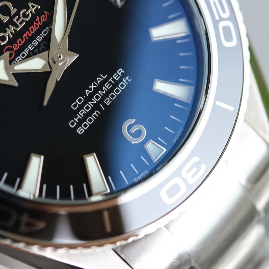VARELLO CLASSIC PROFESSIONAL OCEAN 600M BLACK DIAL