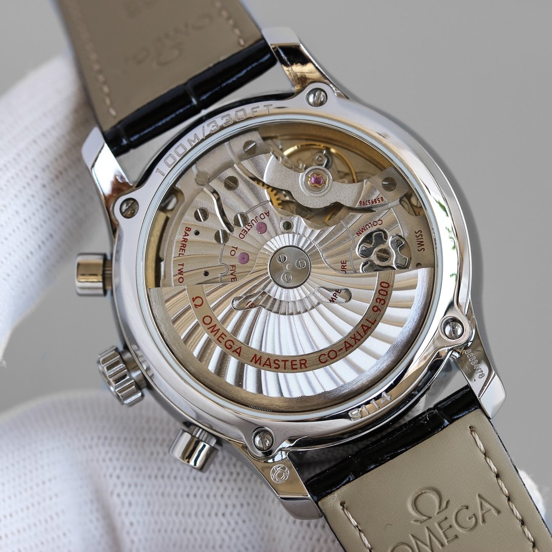 VARELLO 42MM CHRONOGRAPH STEEL CASE