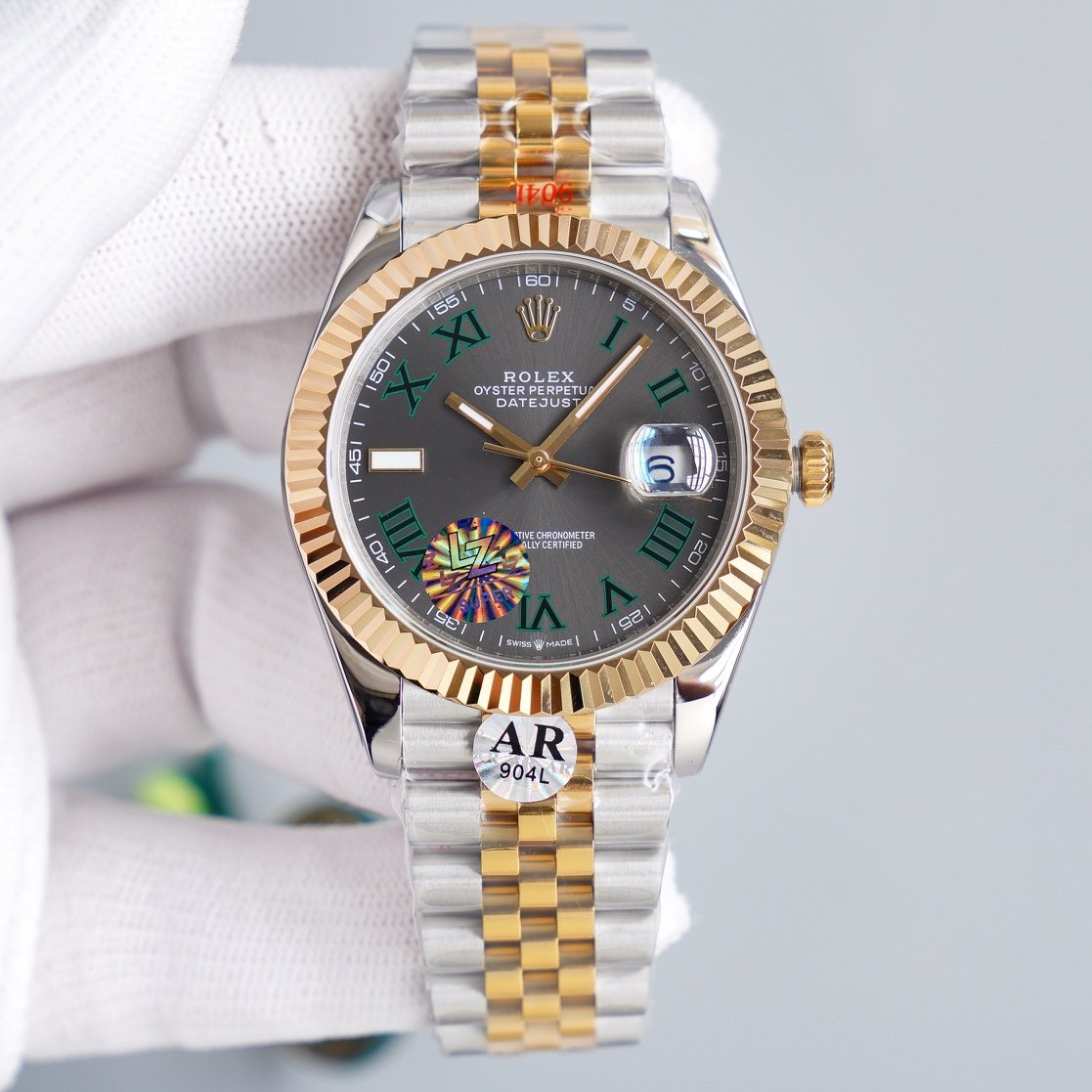 CLASSIC 41MM GREY ROMAN NUMERAL DIAL STEEL BRACELET WATCH