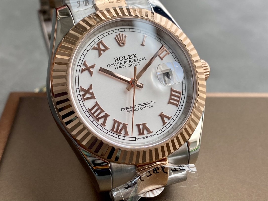 CLASSIC TWO-TONE GOLD-TONE & STAINLESS STEEL WHITE DIAL ARABIC NUMERAL BRACELET WATCH