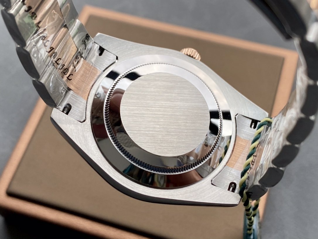 CLASSIC TWO-TONE GOLD-TONE & STAINLESS STEEL WHITE DIAL ARABIC NUMERAL BRACELET WATCH