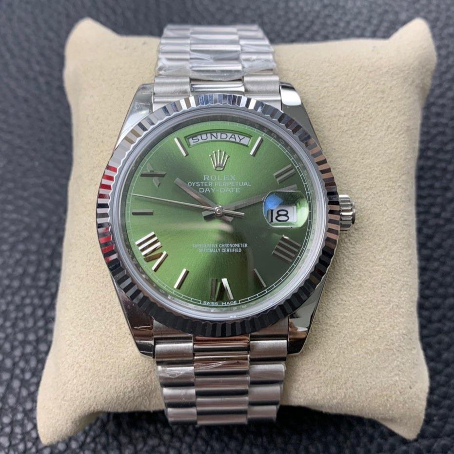 CLASSIC 41MM STAINLESS STEEL CASE GREEN DIAL DAY-DATE WATCH