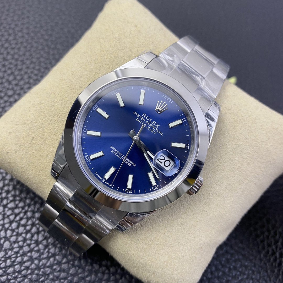 CLASSIC 41MM SMOOTH BEZEL BLUE DIAL STEEL BRACELET WATCH