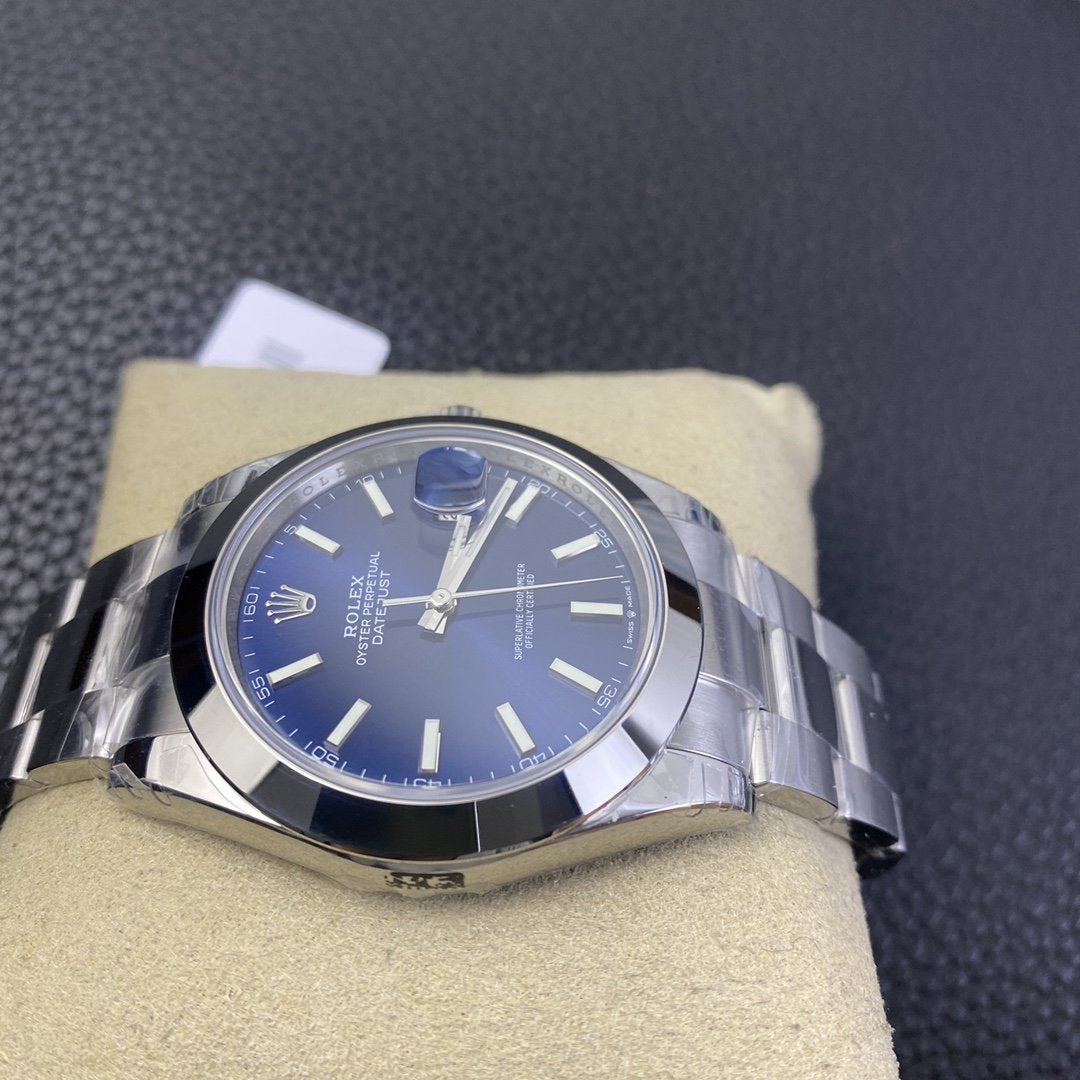 CLASSIC 41MM SMOOTH BEZEL BLUE DIAL STEEL BRACELET WATCH