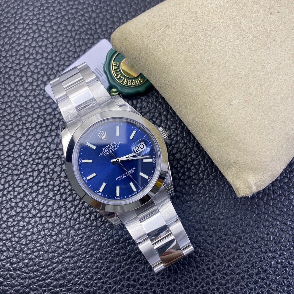 CLASSIC 41MM SMOOTH BEZEL BLUE DIAL STEEL BRACELET WATCH