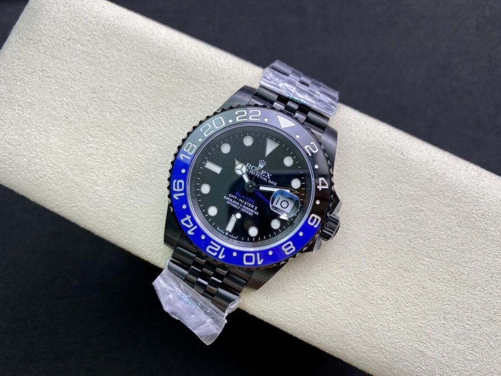 CLASSIC CUSTOM ALL-BLACK GMT WATCH
