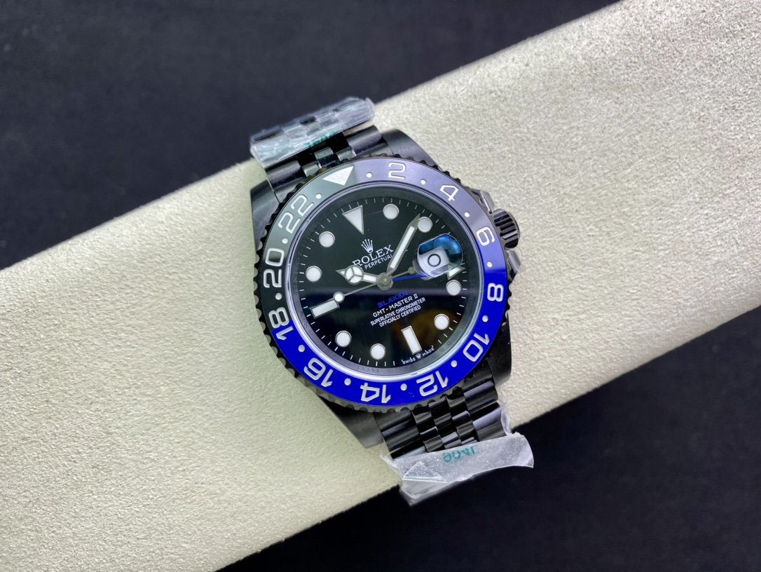 CLASSIC CUSTOM ALL-BLACK GMT WATCH