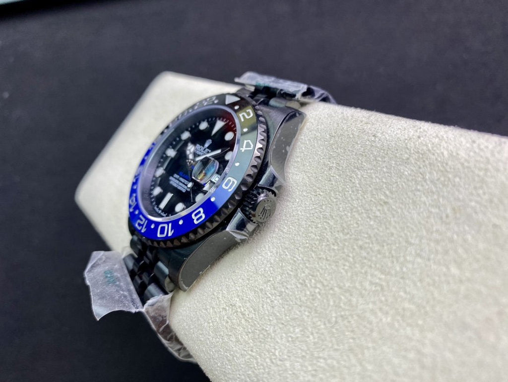 CLASSIC CUSTOM ALL-BLACK GMT WATCH