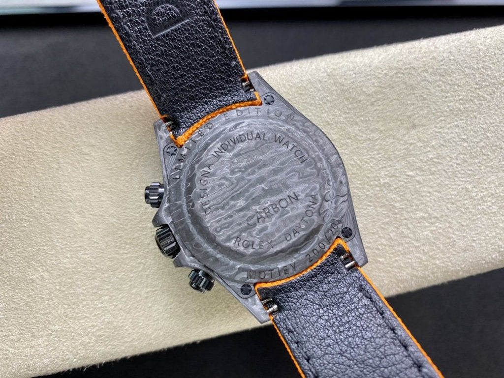 CLASSIC CARBON FIBER CASE ORANGE EDITION WATCH