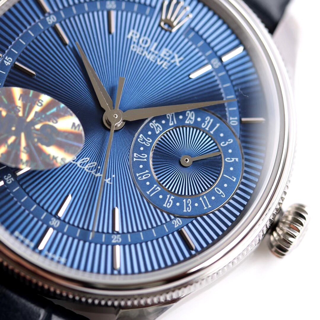 CLASSIC DATE WHITE GOLD-TONE CASE BLUE DIAL WATCH