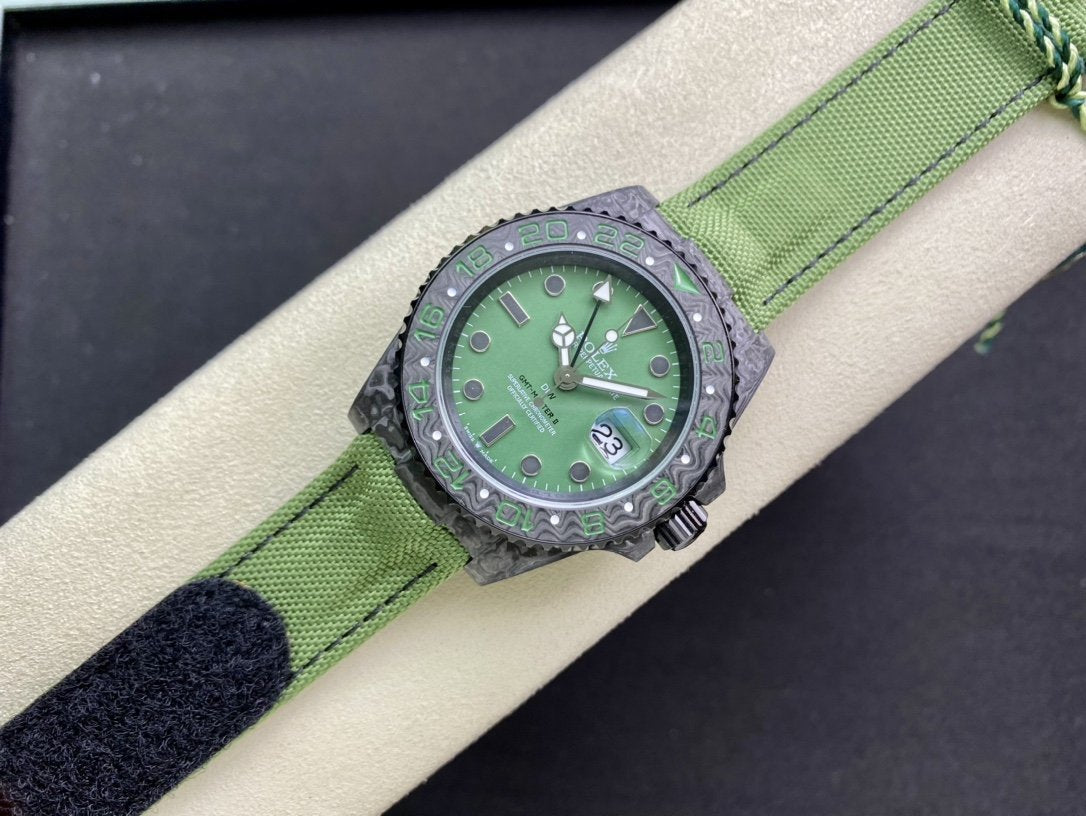 CLASSIC CARBON FIBER CASE KHAKI DIAL GMT WATCH