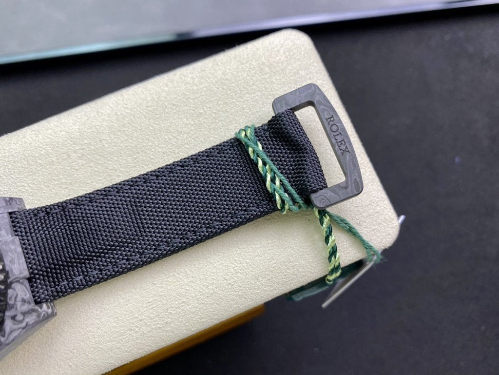 CLASSIC CARBON FIBER CASE WHITE GMT WATCH