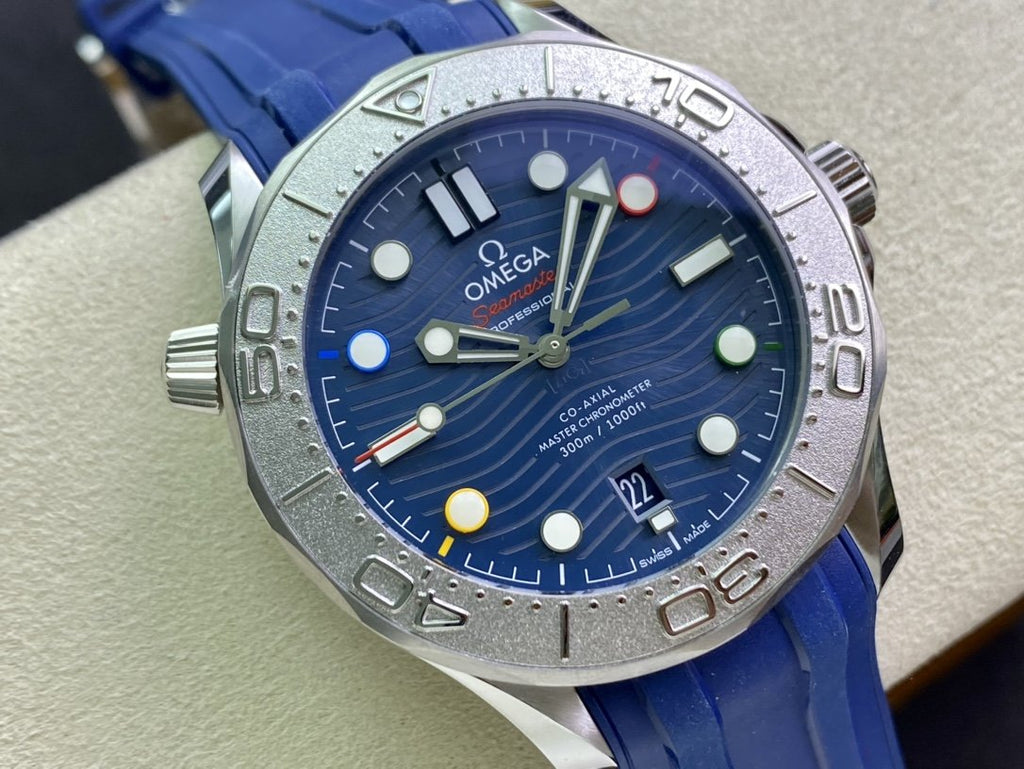 VARELLO CLASSIC DIVER 300 STAINLESS STEEL BLUE DIAL RUBBER STRAP