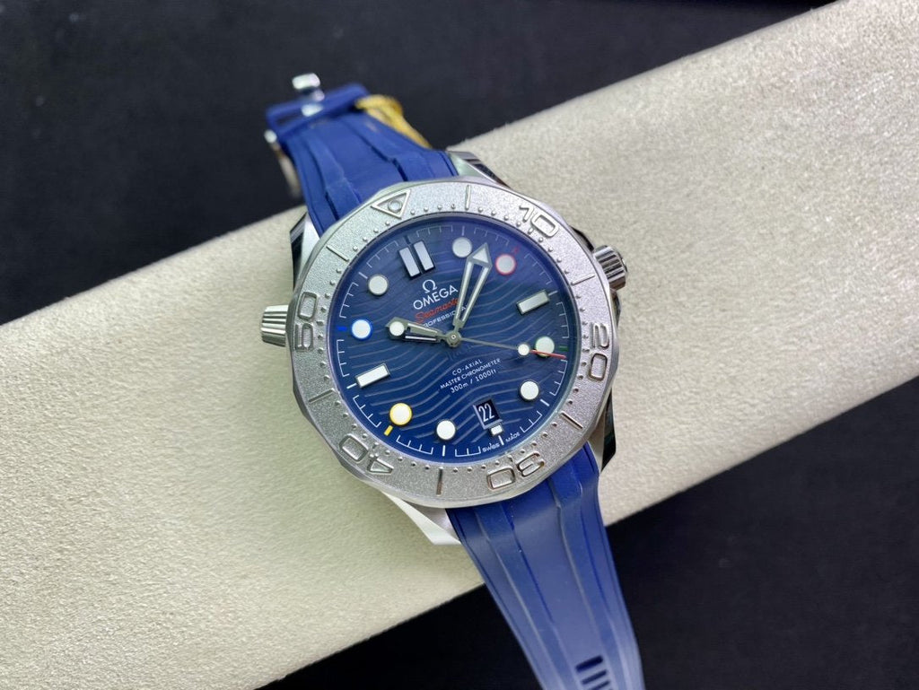 VARELLO CLASSIC DIVER 300 STAINLESS STEEL BLUE DIAL RUBBER STRAP