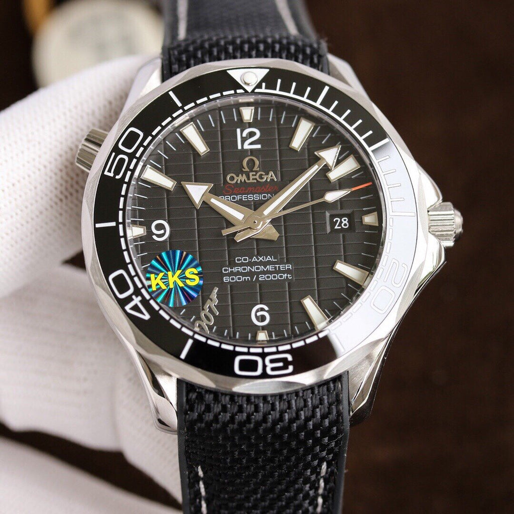 VARELLO CLASSIC PROFESSIONAL OCEAN 600M RUBBER STRAP