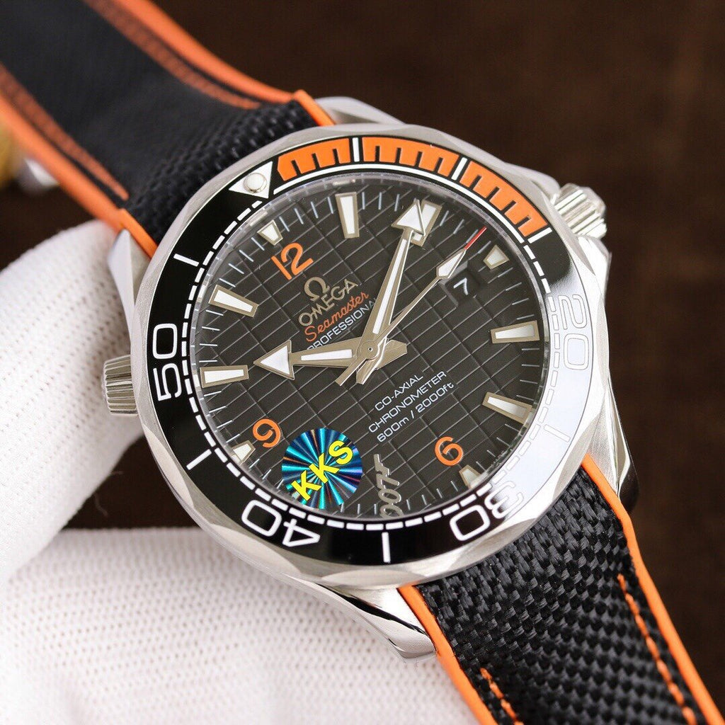 VARELLO CLASSIC PROFESSIONAL OCEAN 600M RUBBER STRAP