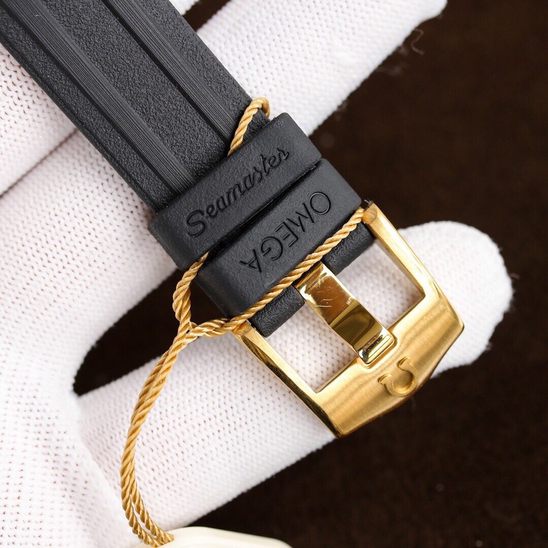 VARELLO CLASSIC PROFESSIONAL OCEAN 600M RUBBER STRAP