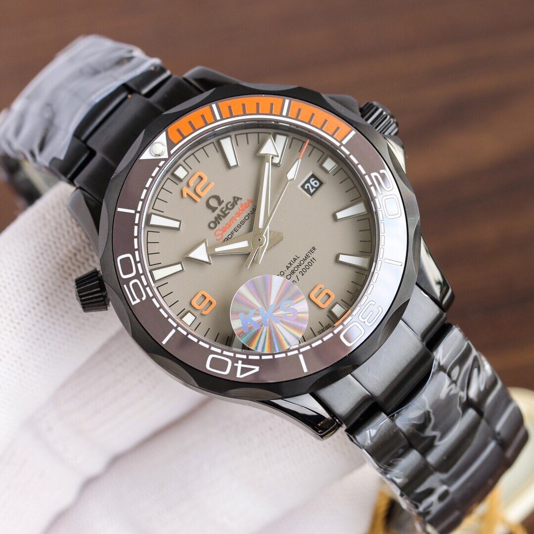 VARELLO CLASSIC PROFESSIONAL OCEAN 600M BLACK CASE
