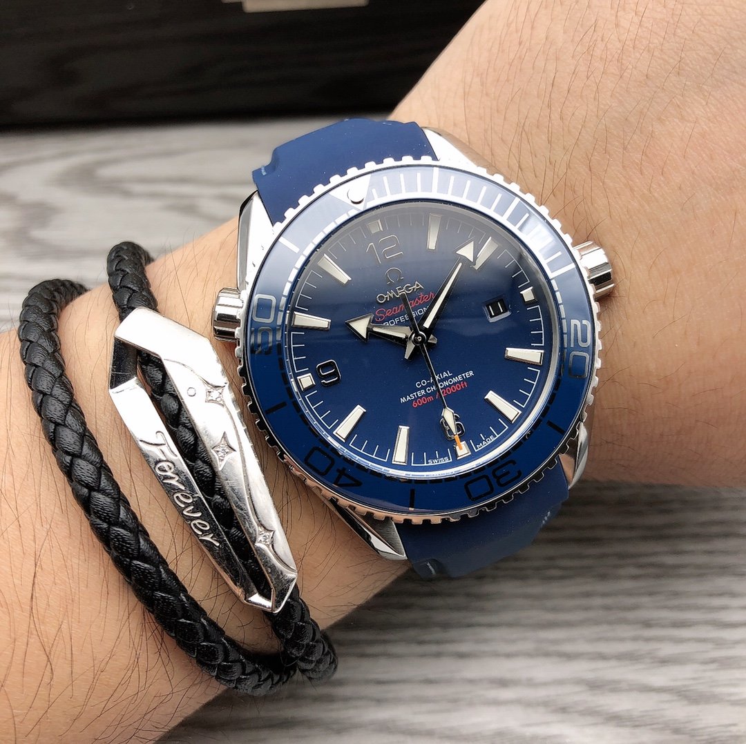 VARELLO CLASSIC  PROFESSIONAL OCEAN 600M STEEL CASE BLUE DIAL