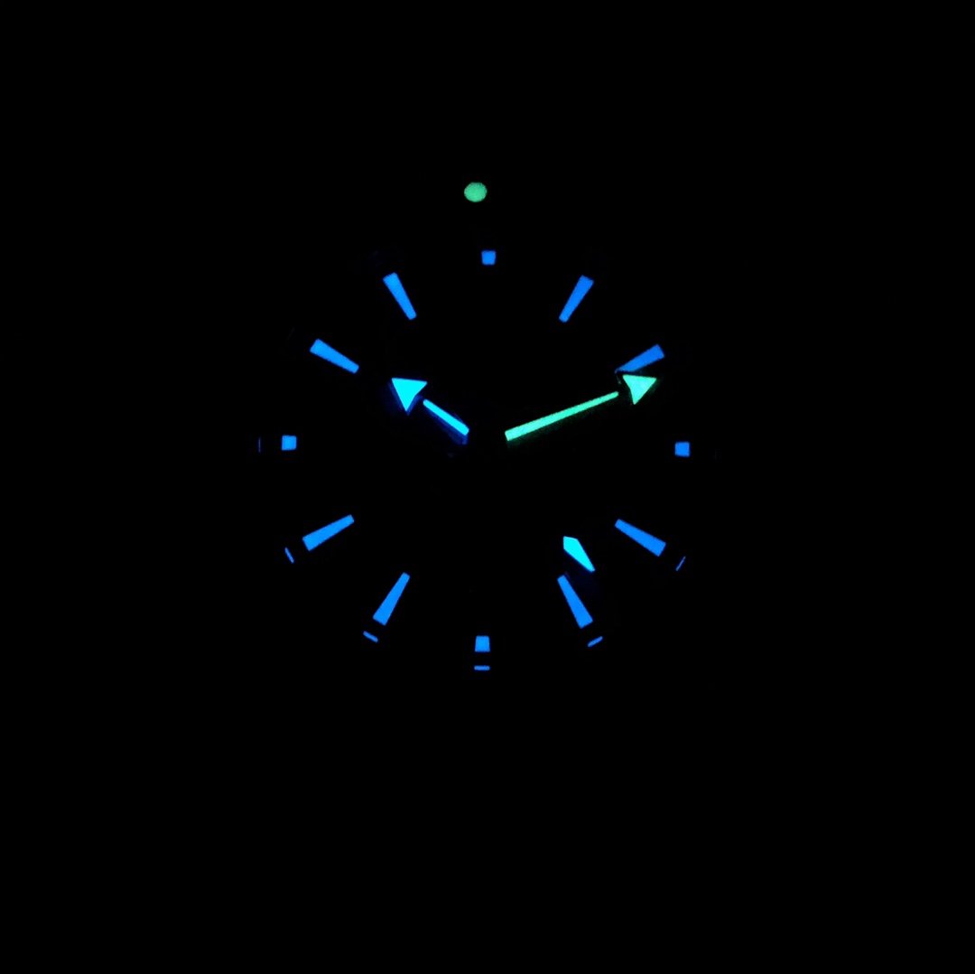 VARELLO CLASSIC  PROFESSIONAL OCEAN 600M STEEL CASE BLUE DIAL