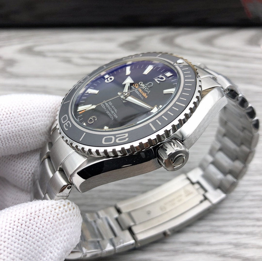 VARELLO CLASSIC PROFESSIONAL OCEAN 600M STEEL CASE BLACK DIAL