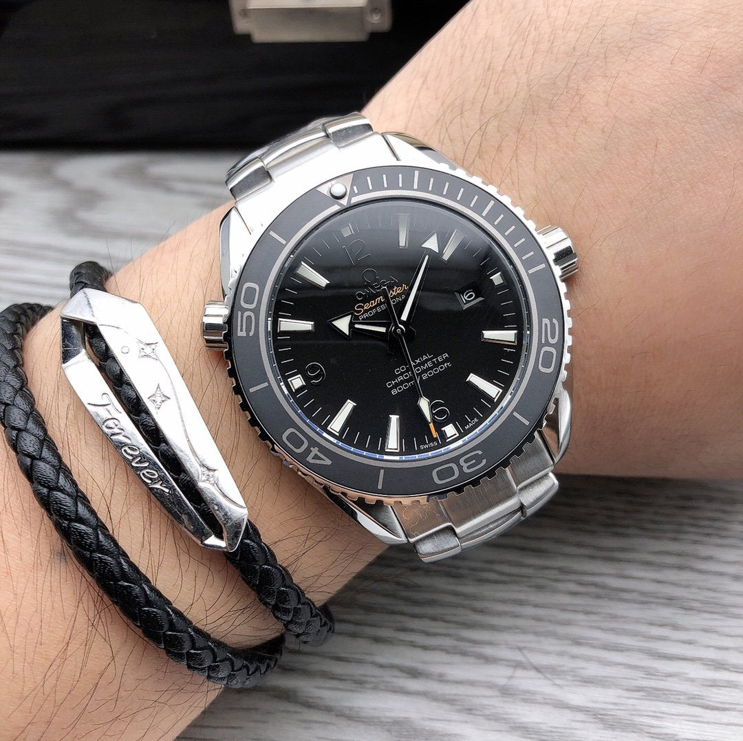 VARELLO CLASSIC PROFESSIONAL OCEAN 600M STEEL CASE BLACK DIAL