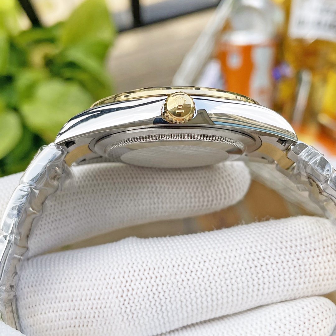 CLASSIC 41MM SMOOTH BEZEL WATCH