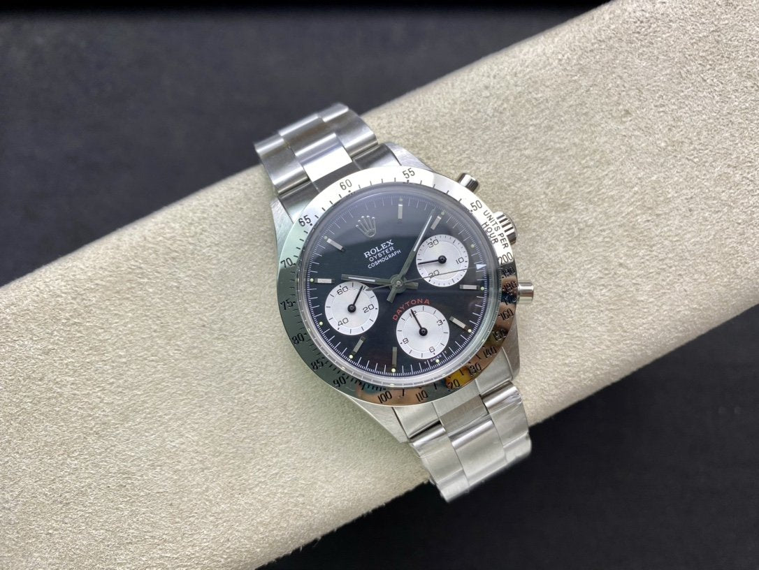 CLASSIC 37MM VINTAGE STAINLESS STEEL CASE BLACK DIAL WATCH