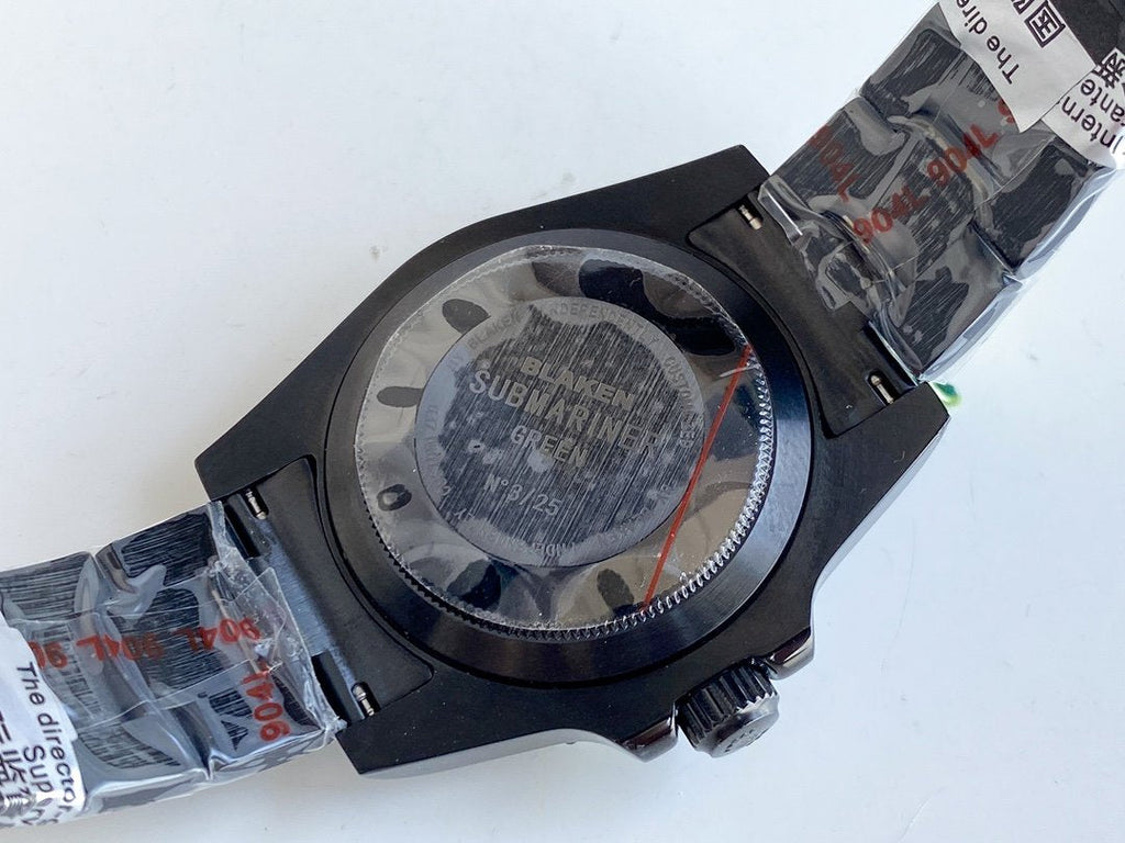 CLASSIC CUSTOM ALL-BLACK GMT WATCH