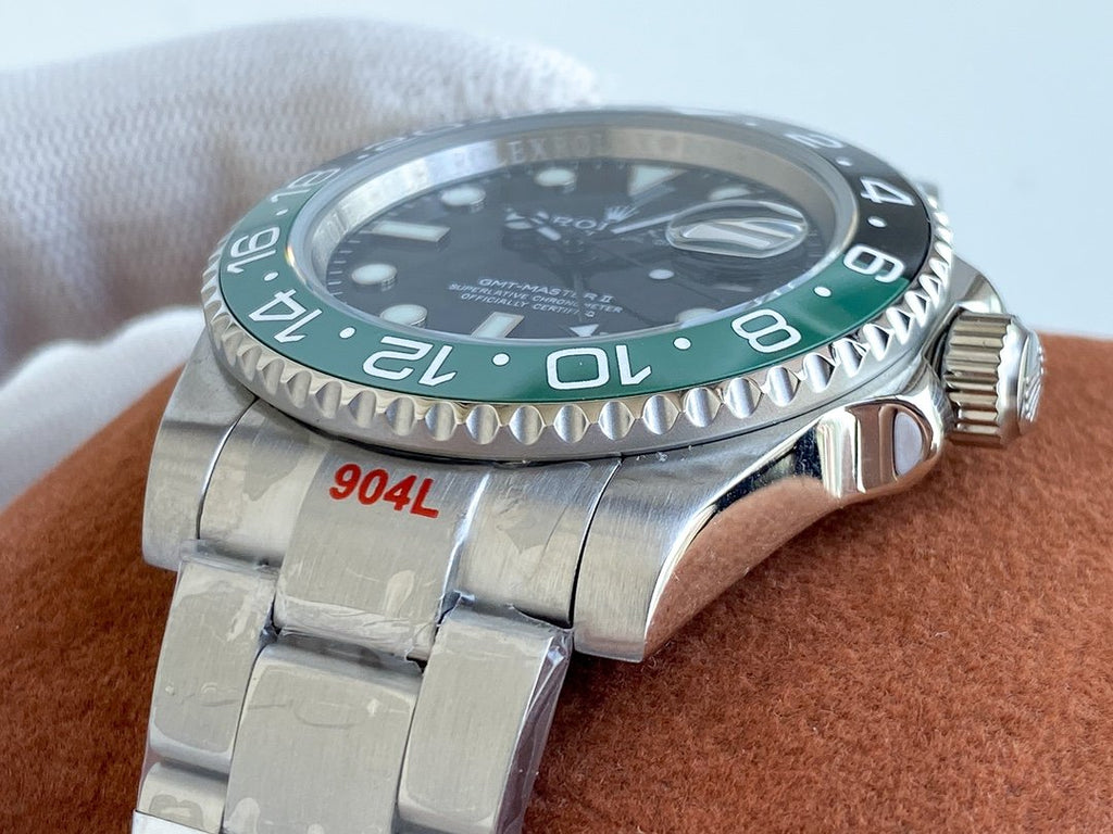 CLASSIC CUSTOM GREEN & BLACK BEZEL GMT LIMITED EDITION WATCH