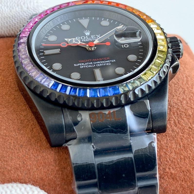 CLASSIC 40MM CUSTOM ALL-BLACK RAINBOW-STYLE DIVE WATCH