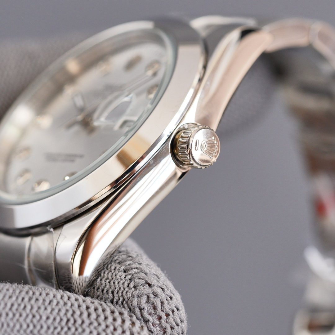 CLASSIC 41MM STAINLESS STEEL SMOOTH BEZEL DIAMOND NUMERAL WATCH