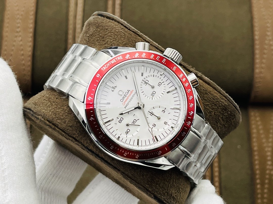 VARELLO CLASSIC SPORT CHRONOGRAPH WATCH