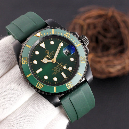 CLASSIC 40MM BLACK CASE RUBBER STRAP DATE WATCH