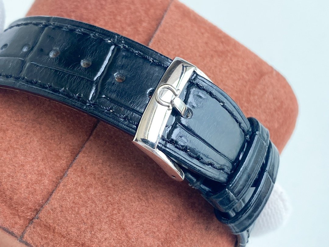 VARELLO CLASSIC 40MM LEATHER STRAP WATCH