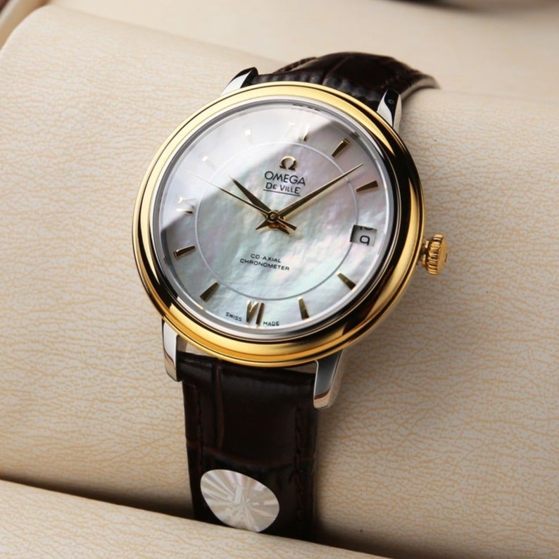 VARELLO CLASSIC 32.7MM MOTHER OF PEARL DIAL