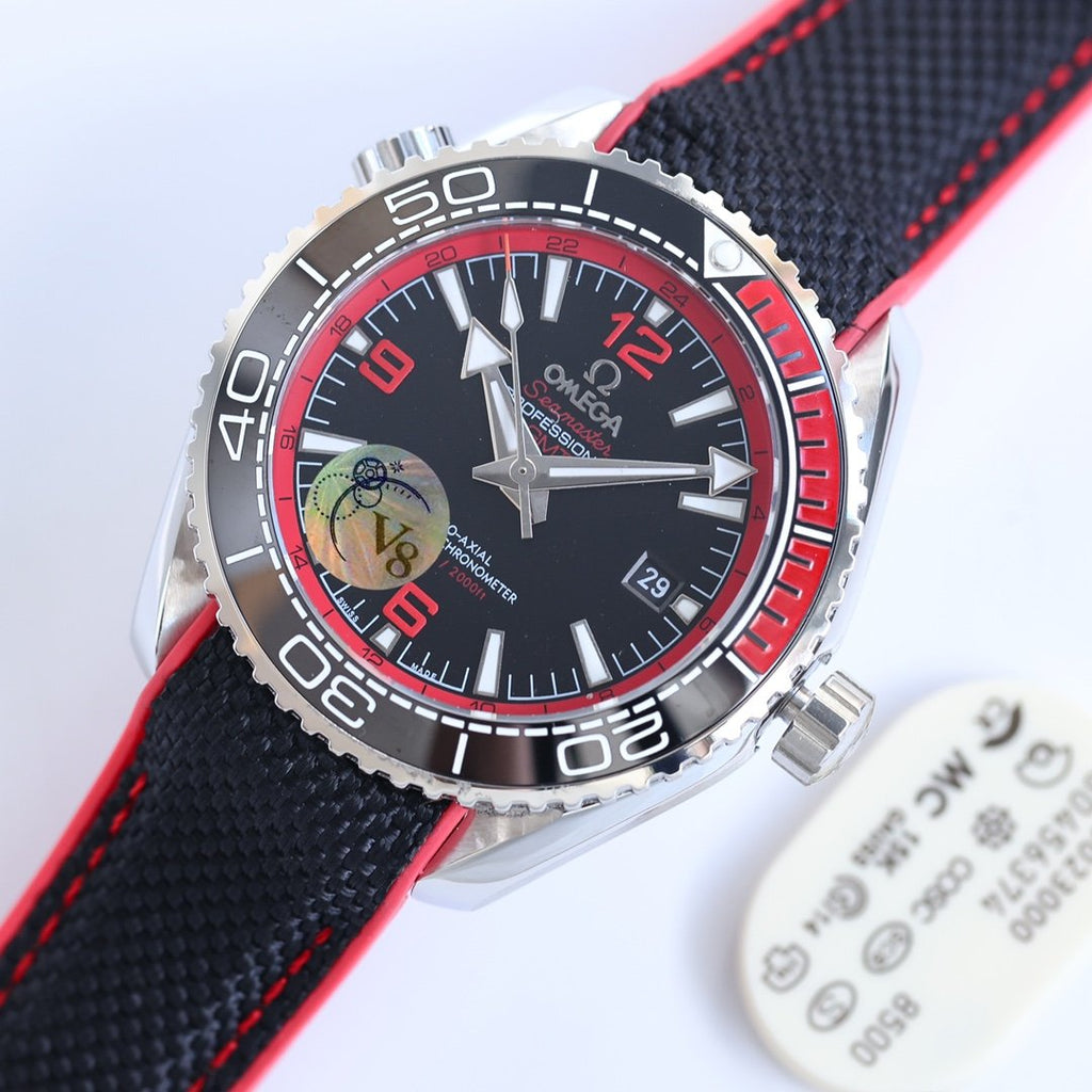 VARELLO CLASSIC OCEAN 600 STEEL CASE BLACK RED BEZEL