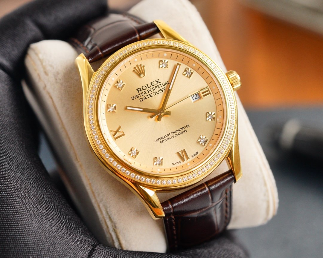CLASSIC 41MM GOLD DIAMOND BEZEL