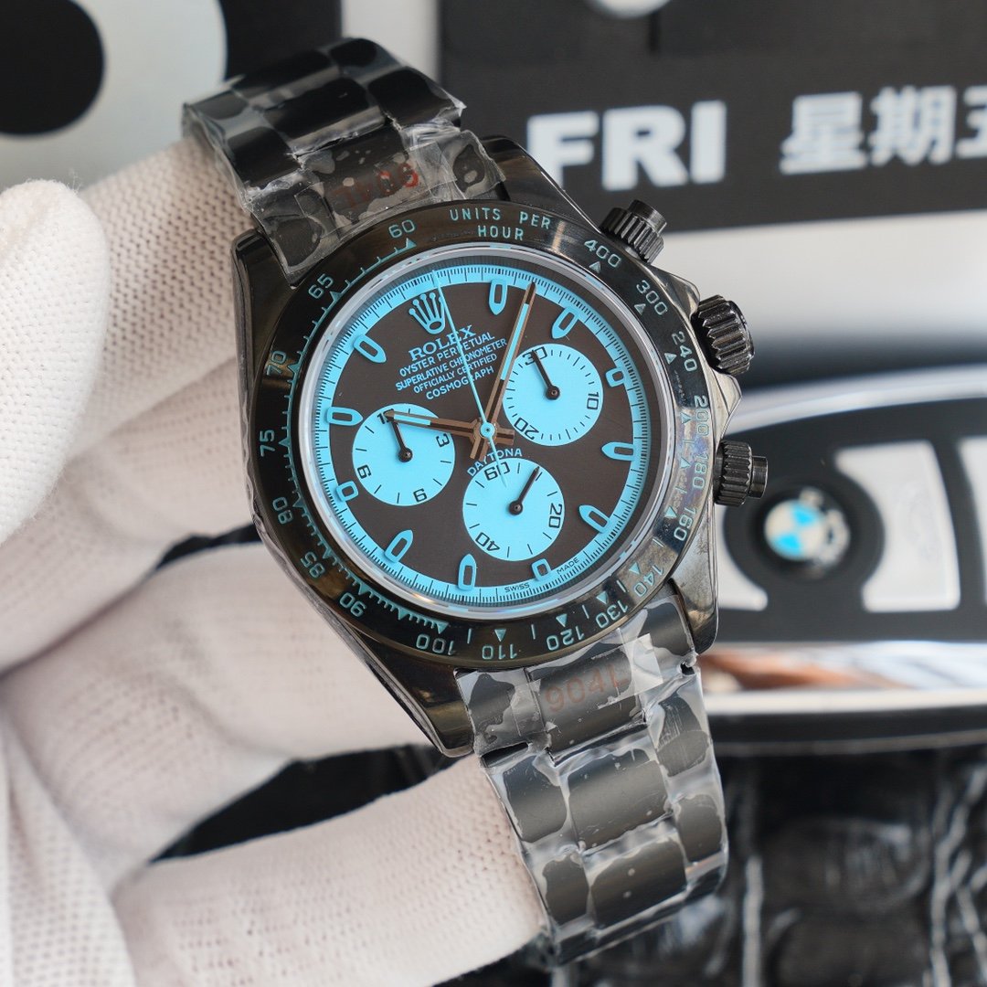 CLASSIC 40MM CUSTOM ALL-BLACK WATCH