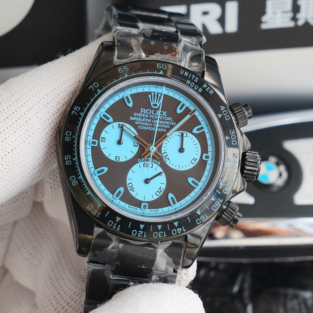 CLASSIC 40MM CUSTOM ALL-BLACK WATCH