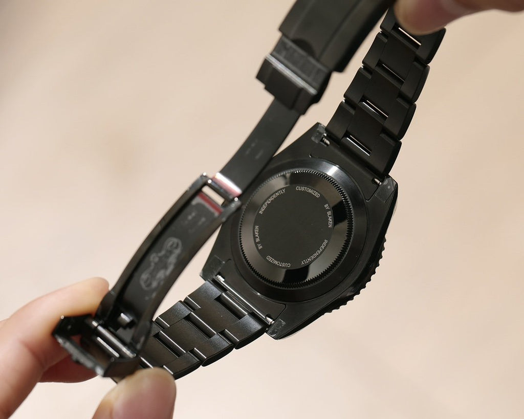 CLASSIC 40MM CUSTOM ALL-BLACK GREEN BEZEL DIVE WATCH