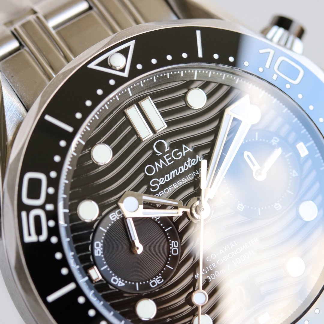 VARELLO CLASSIC DIVER 300M CHRONOGRAPH BLACK CERAMIC